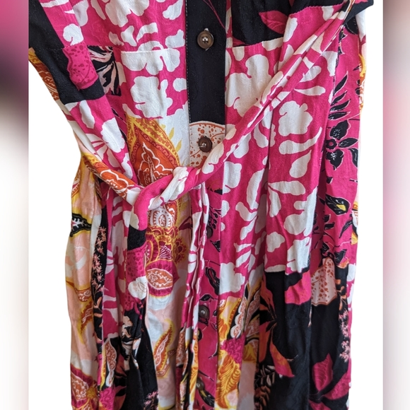 Yest Button Front Floral Midi Dress - Picture 5 of 8